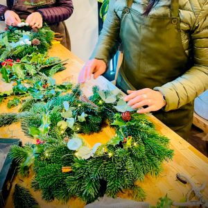 Atelier sapin ou couronne de Noël Vernioz