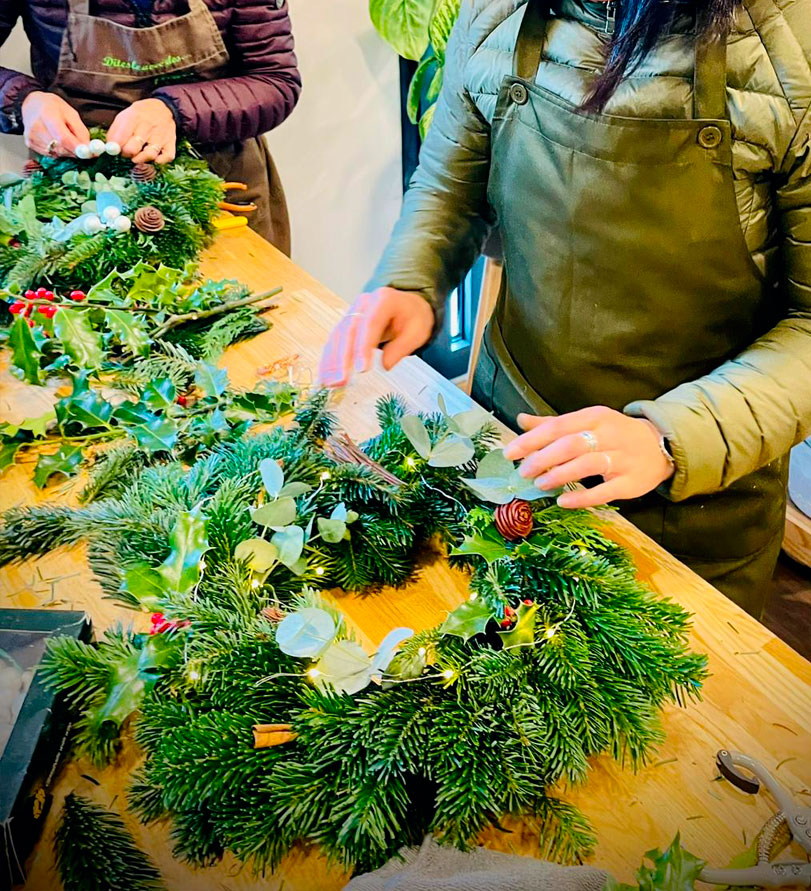 Team Building - Ateliers floraux pour entreprise Team Building - Ateliers floraux pour entreprise