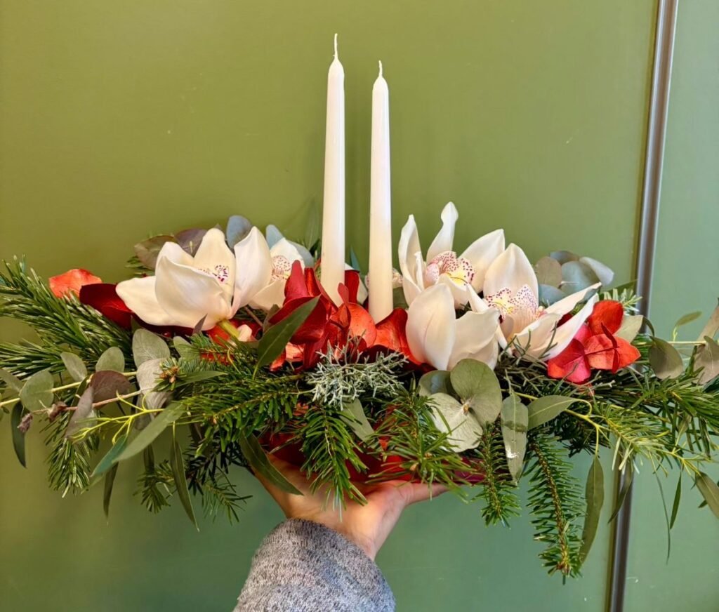 Afterwork floral de Noël - Centre de table festif et prestigieux