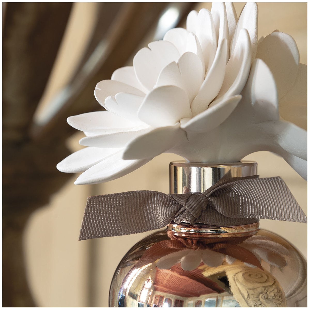 Diffuseur de parfum d’ambiance Valse Florale - Douceur d’Ambre 200 ml – Image 4